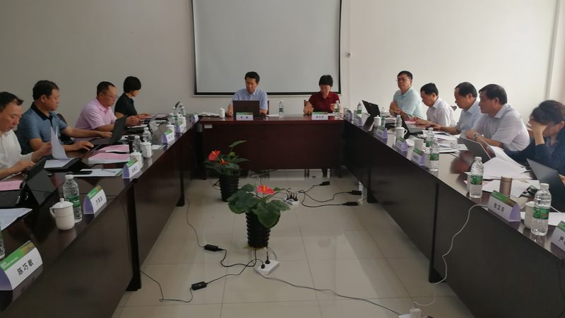 在生产线设备安装前，首先要确保安装现场符合设备安装的要求。这包括：