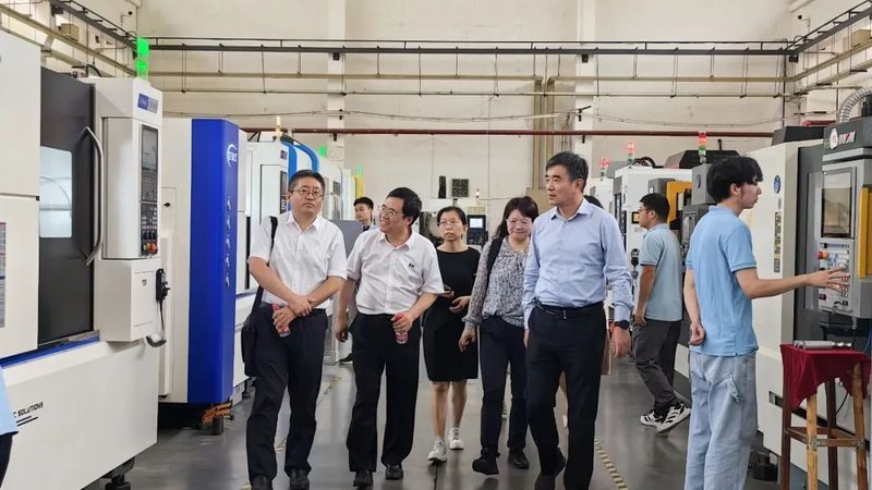 直线导轨精度：精密运动的基础保障